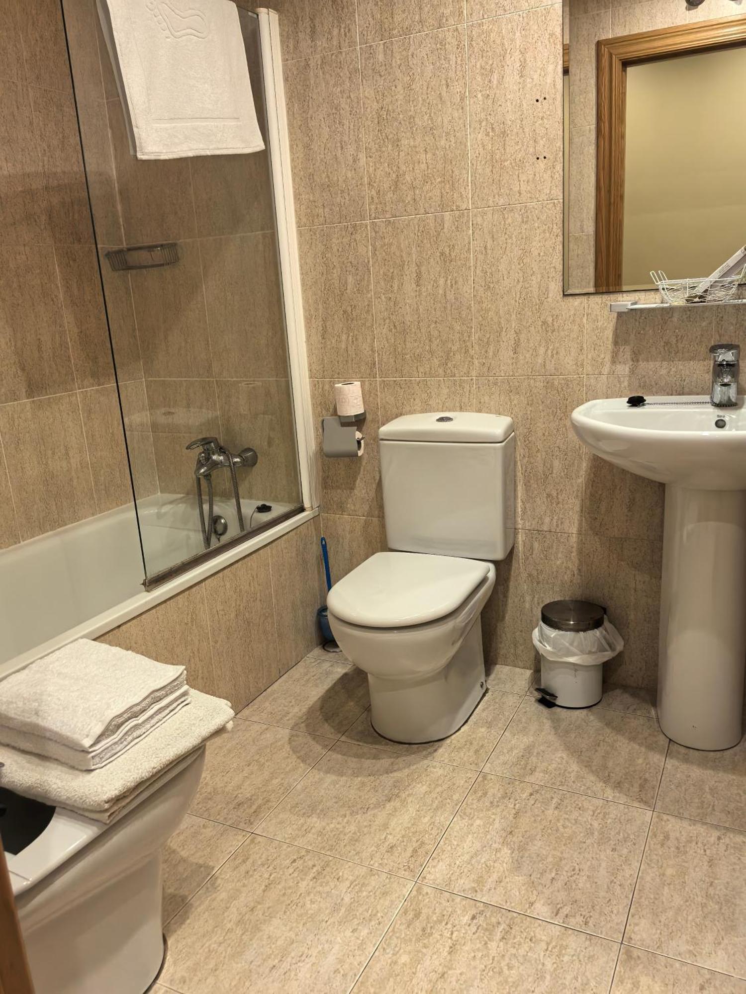 Hostal San Isidro Autol Extérieur photo